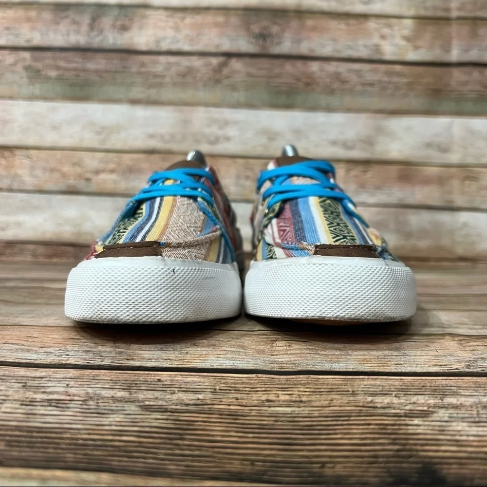 Roper Aztec Lace Up Shoes